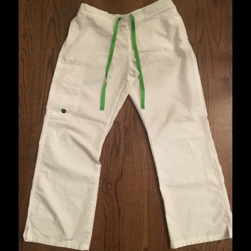 Women’s Croc Scrub Pants